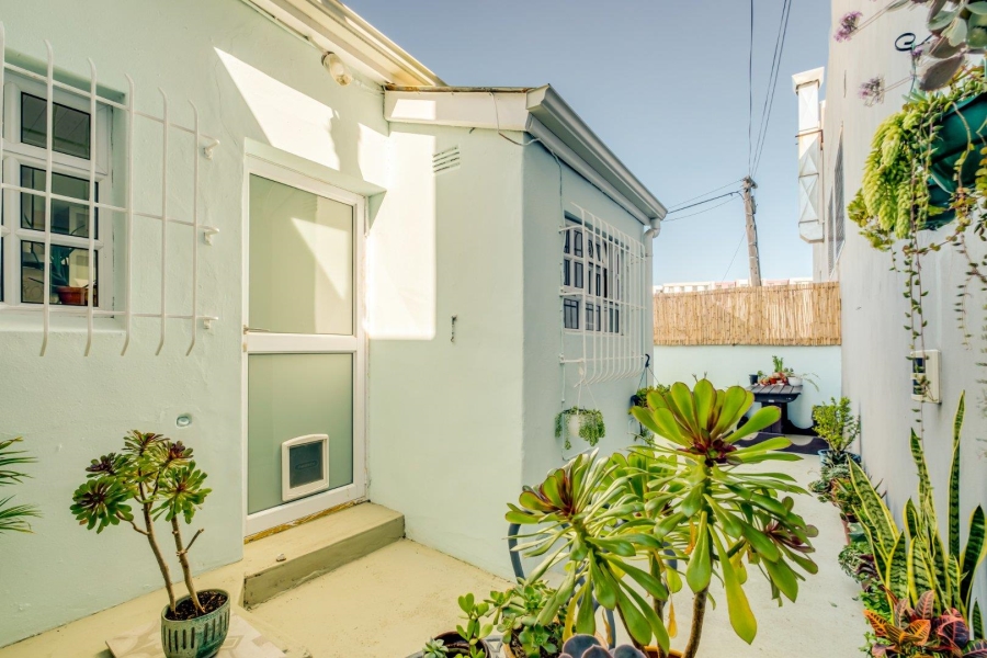 2 Bedroom Property for Sale in Observatory Western Cape